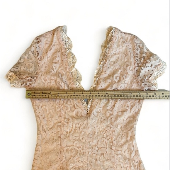 TOBI Women’s Peach Lace Lined Zip Deep V-Neck Mini Dress, Size S - Picture 5 of 7